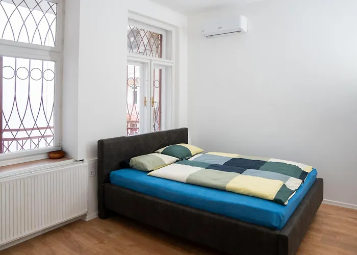 Apartament Brhomes Synagogue