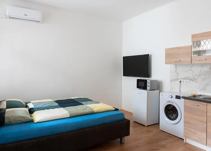 Brhomes Synagogue Apartament *