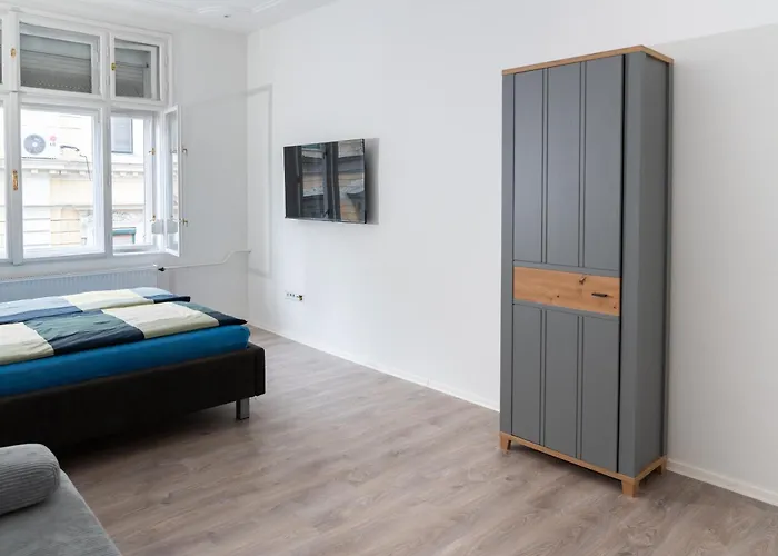 Brhomes Synagogue Apartman
